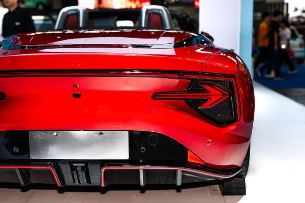 >德瑞凯驰汽车租赁（北京）有限公司