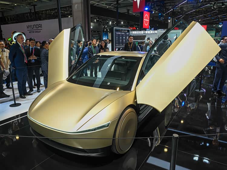 Model S/X停产 机器人/AI5芯片计划曝光 特斯拉发布2025年财报